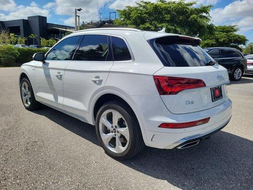 2023 Audi Q5 45 S line Premium Plus