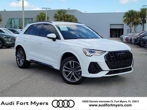 2025 Audi Q3 Premium 45 TFSI S line quattro Tiptronic