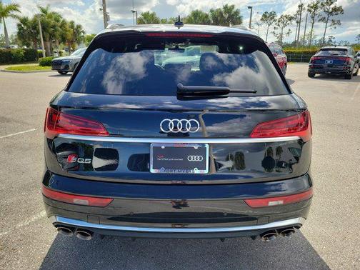 Mythos Black Metallic 2023 Audi SQ5 3.0T Premium Plus