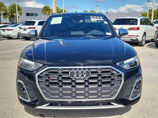 Mythos Black Metallic 2023 Audi SQ5 3.0T Premium Plus