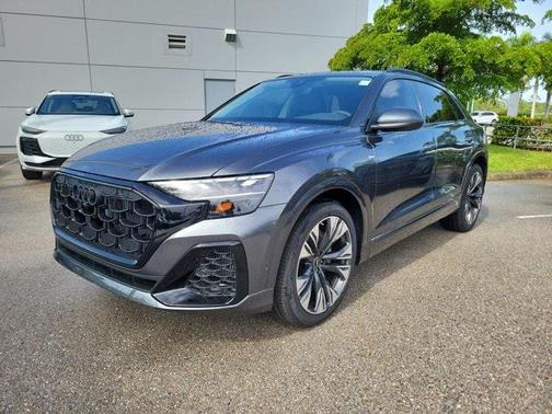 2025 Audi Q8 55 Premium Plus