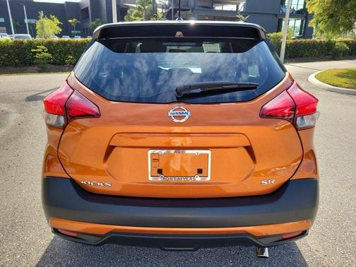2018 Nissan Kicks SR