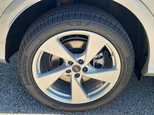 2025 Audi Q5 Premium Plus TFSI quattro S tronic