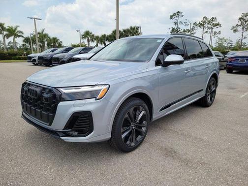 2025 Audi Q7 55 Premium Plus