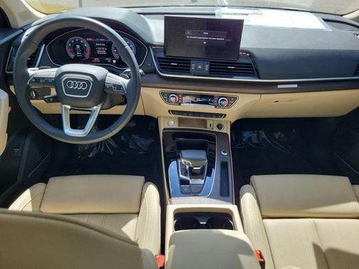 2025 Audi Q5 45 S line Premium Plus
