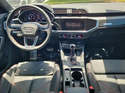 Navarra Blue Metallic 2025 Audi Q3 45 S line Premium Plus