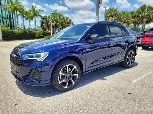 Navarra Blue Metallic 2025 Audi Q3 45 S line Premium Plus