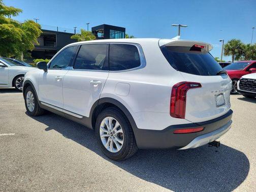 2022 Kia Telluride LX