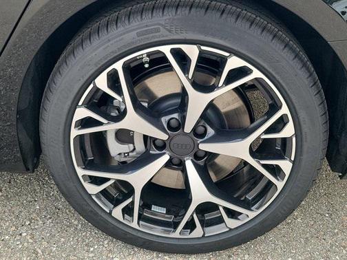 2026 Audi A6 Premium Plus quattro S tronic