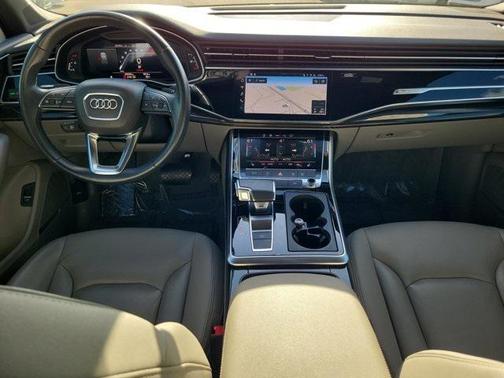 2022 Audi Q7 55 Premium Plus