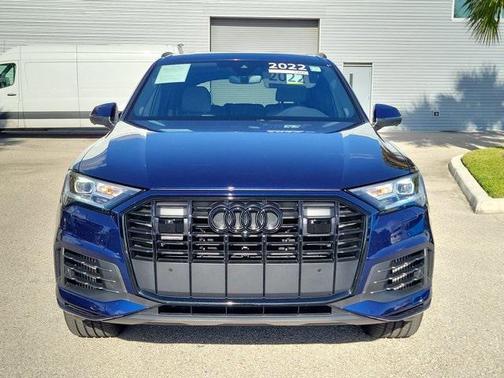2022 Audi Q7 55 Premium Plus