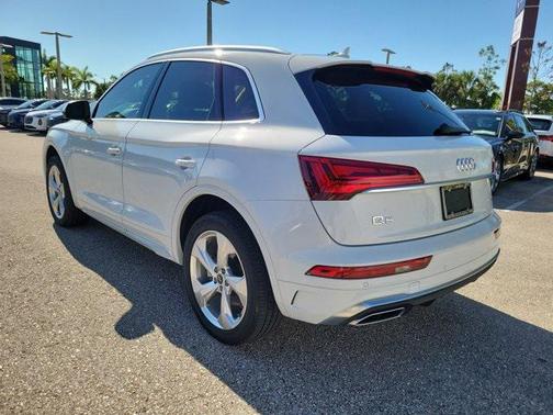 2023 Audi Q5 45 S line Premium Plus