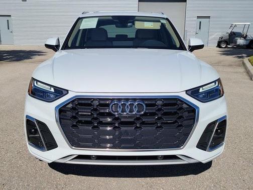 2023 Audi Q5 45 S line Premium Plus