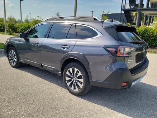 2023 Subaru Outback Touring XT