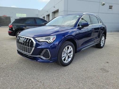 2025 Audi Q3 45 S line Premium Plus