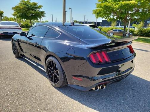 2020 Ford Shelby GT350 Base