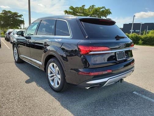 2025 Audi Q7 55 Prestige