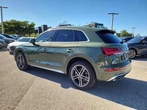 2023 Audi Q5 e 55 S line Premium Plus
