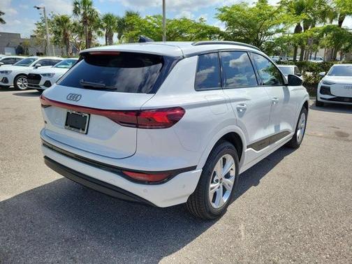 2025 Audi Q6 e-tron Premium