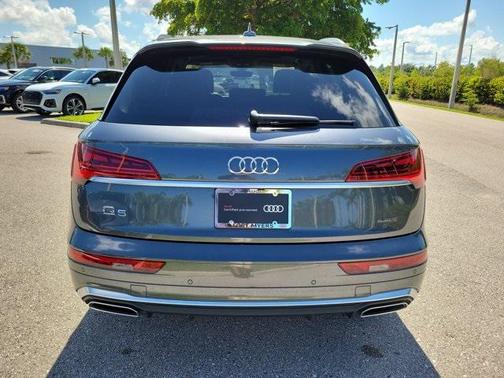 2024 Audi Q5 45 S line Premium Plus