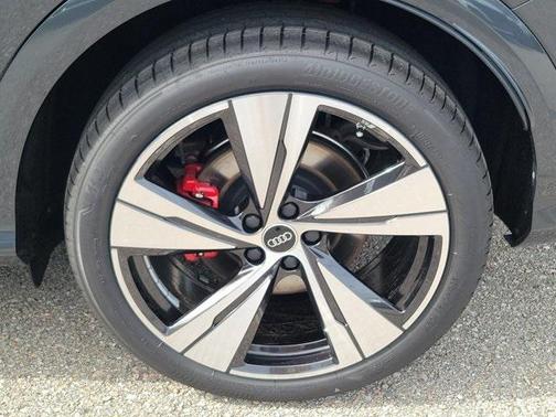 2025 Audi SQ5 3.0T Premium Plus