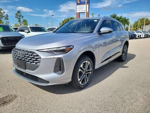 2025 Audi Q5 Premium TFSI quattro S tronic