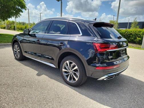 2022 Audi Q5 45 S line Premium Plus