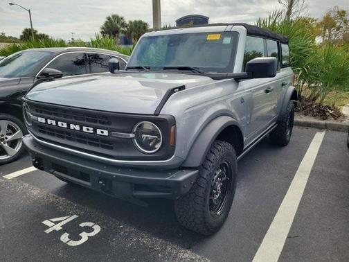 2023 Ford Bronco Black Diamond