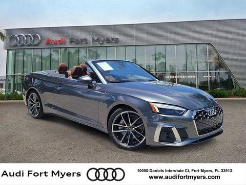 Daytona Gray Pearl Effect/Black Roof 2024 Audi A5 45 S line Premium Plus