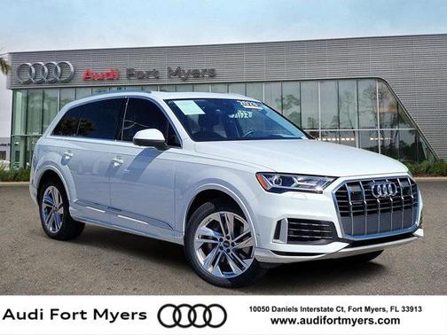 2023 Audi Q7 55 Premium Plus