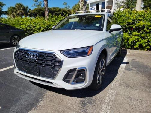 2023 Audi Q5 45 S line Premium Plus