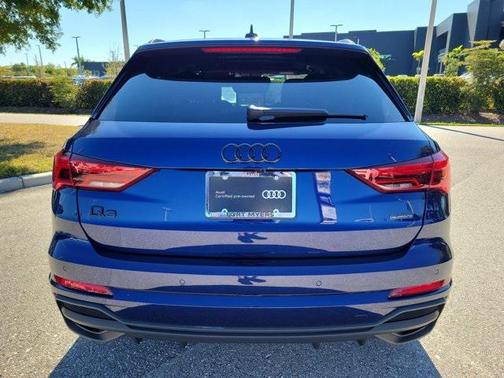 2025 Audi Q3 Premium 45 TFSI S line quattro Tiptronic