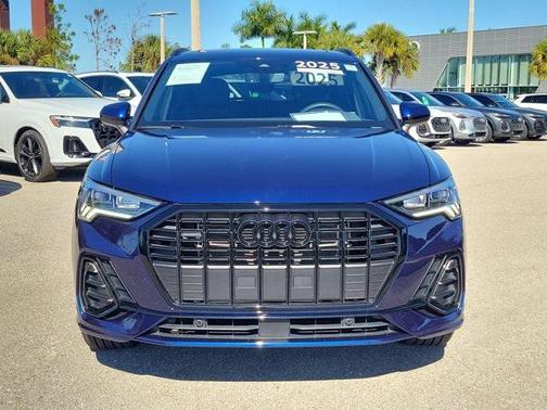 2025 Audi Q3 Premium 45 TFSI S line quattro Tiptronic
