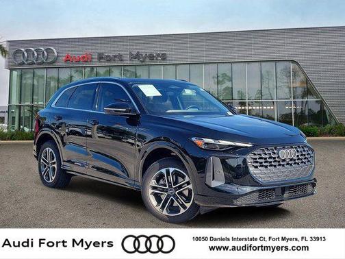 Mythos Black Metallic 2025 Audi Q5 Premium TFSI quattro S tronic