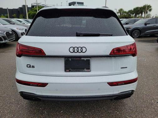 2024 Audi Q5 45 S line Premium