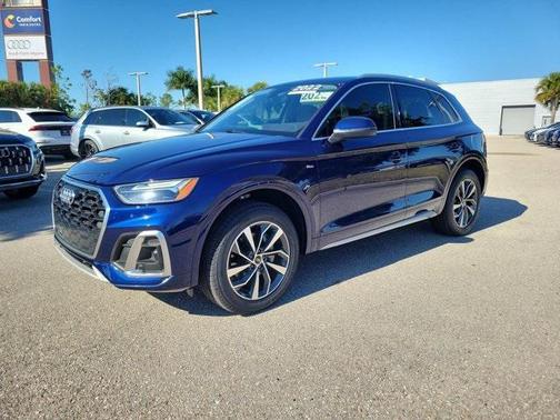 2022 Audi Q5 45 S line Premium