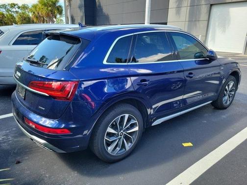 2022 Audi Q5 45 S line Premium