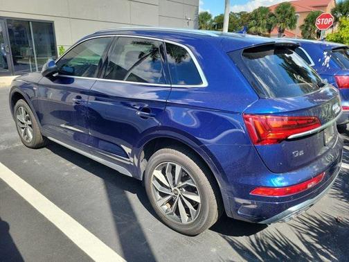 2022 Audi Q5 45 S line Premium