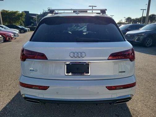 2023 Audi Q5 45 S line Premium