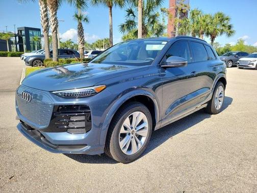 2025 Audi Q6 e-tron Premium Plus