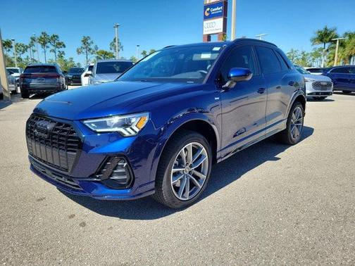 2025 Audi Q3 Premium 45 TFSI S line quattro Tiptronic