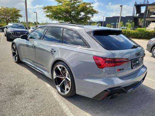 2024 Audi RS 6 Avant 4.0T