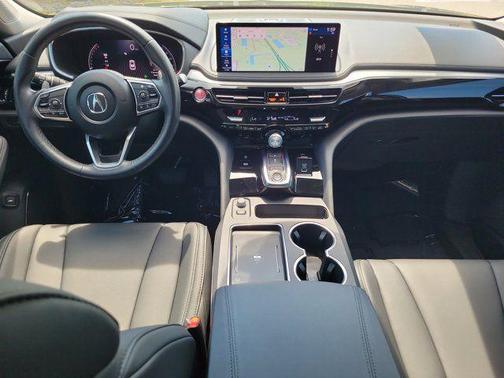 Majestic Black Pearl 2025 Acura MDX Standard