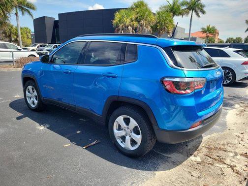 Laser Blue Pearlcoat 2019 Jeep Compass Latitude