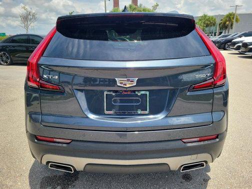 Shadow Metallic 2021 Cadillac XT4 Premium Luxury