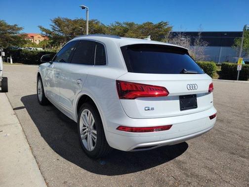 2019 Audi Q5 2.0T Premium Plus