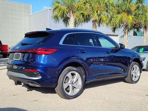 2025 Audi Q5 Premium Plus