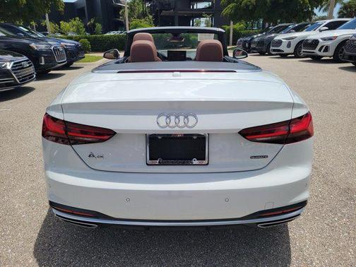 Glacier White Metallic/Black Roof 2021 Audi A5 45 Premium