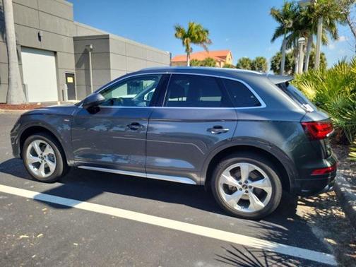 2023 Audi Q5 45 S line Premium Plus