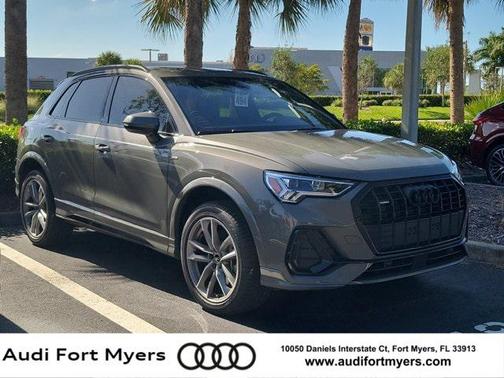 2025 Audi Q3 Premium 45 TFSI S line quattro Tiptronic